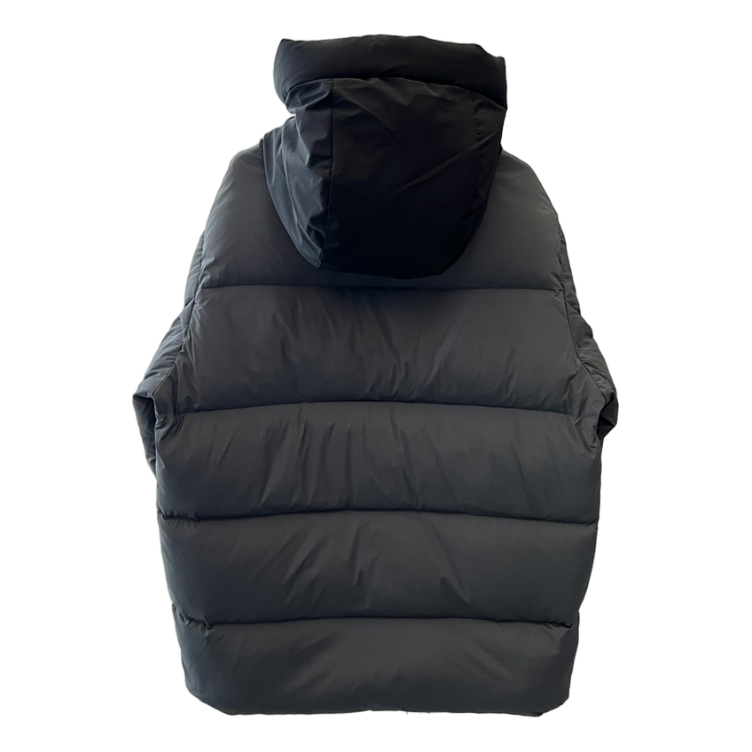 Moncler Contrast-Hood Colour-Block Puffer Jacket – Graphic Color Block Contrast Hood Premium Down