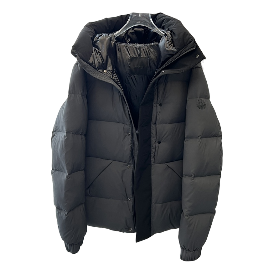 Moncler Contrast-Hood Colour-Block Puffer Jacket – Graphic Color Block Contrast Hood Premium Down