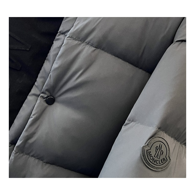 Moncler Contrast-Hood Colour-Block Puffer Jacket – Graphic Color Block Contrast Hood Premium Down