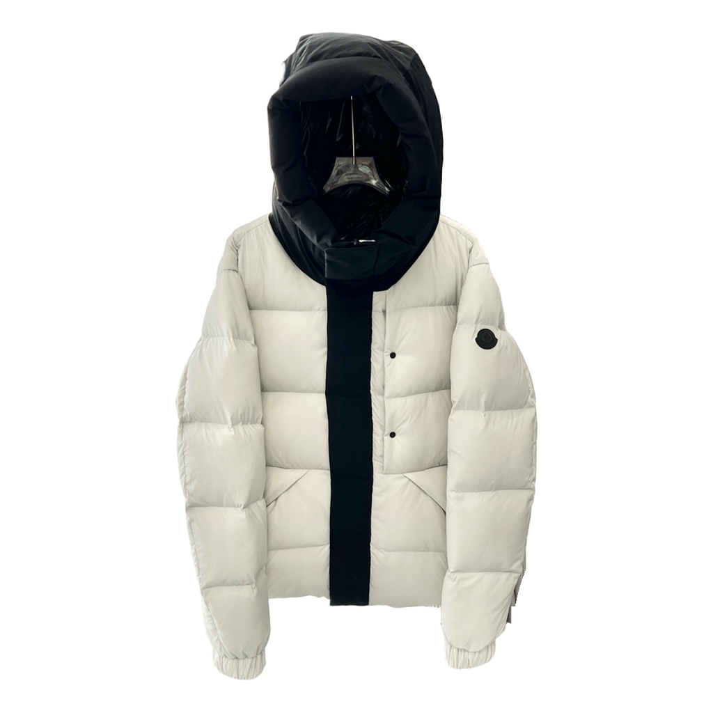 Moncler Contrast-Hood Colour-Block Puffer Jacket – Contrast Hood Color Block Premium Down