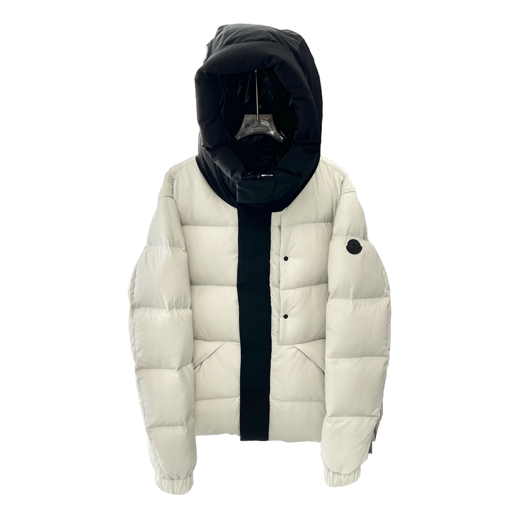 Moncler Contrast-Hood Colour-Block Puffer Jacket – Contrast Hood Color Block Premium Down