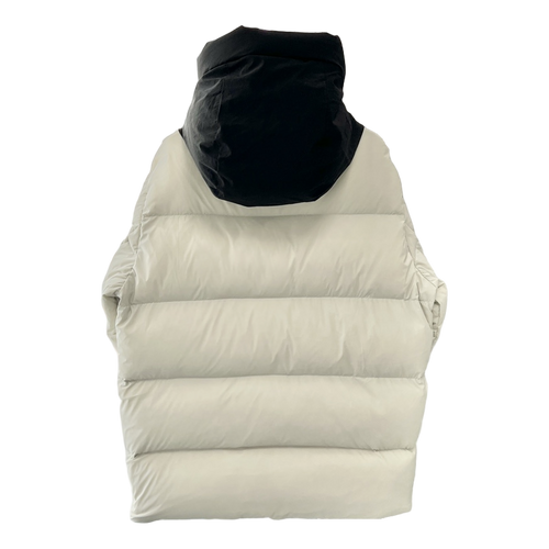 Moncler Contrast-Hood Colour-Block Puffer Jacket – Contrast Hood Color Block Premium Down