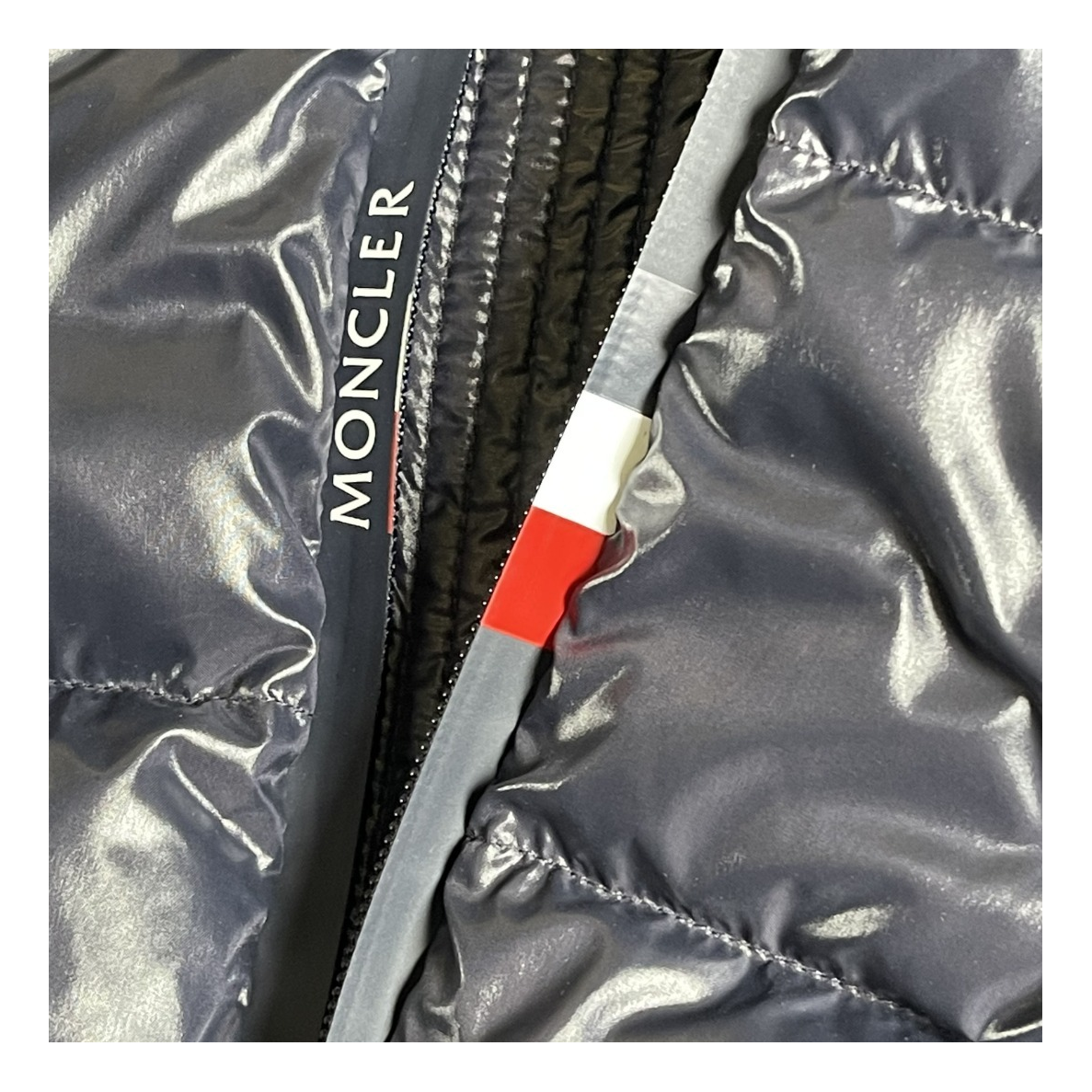 Moncler Glossy Logo-Zip Hooded Puffer Jacket – Navy Premium Down