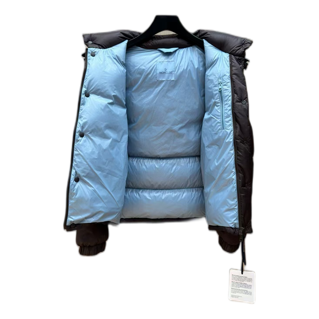 Moncler Oversized Chest-Badge Hooded Puffer Jacket – Premium Down