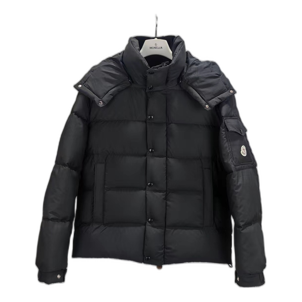 Moncler Maya Matte Hooded Puffer Jacket – Black Iconic Style