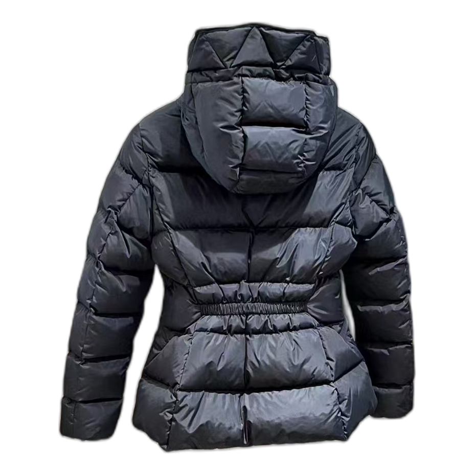 Moncler Drawstring-Hood Fitted Puffer Jacket – Adjustable Hood Tailored Fit Premium Down