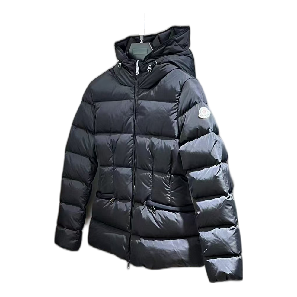 Moncler Drawstring-Hood Fitted Puffer Jacket – Adjustable Hood Tailored Fit Premium Down