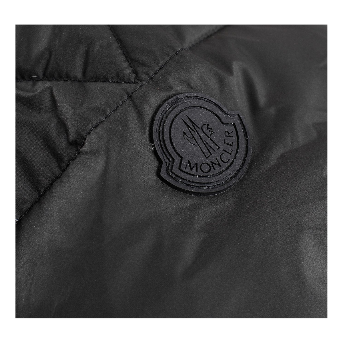 Moncler Contrast-Lined Logo-Hood Puffer Jacket – Black Logo Hood Contrast Lining Premium Down