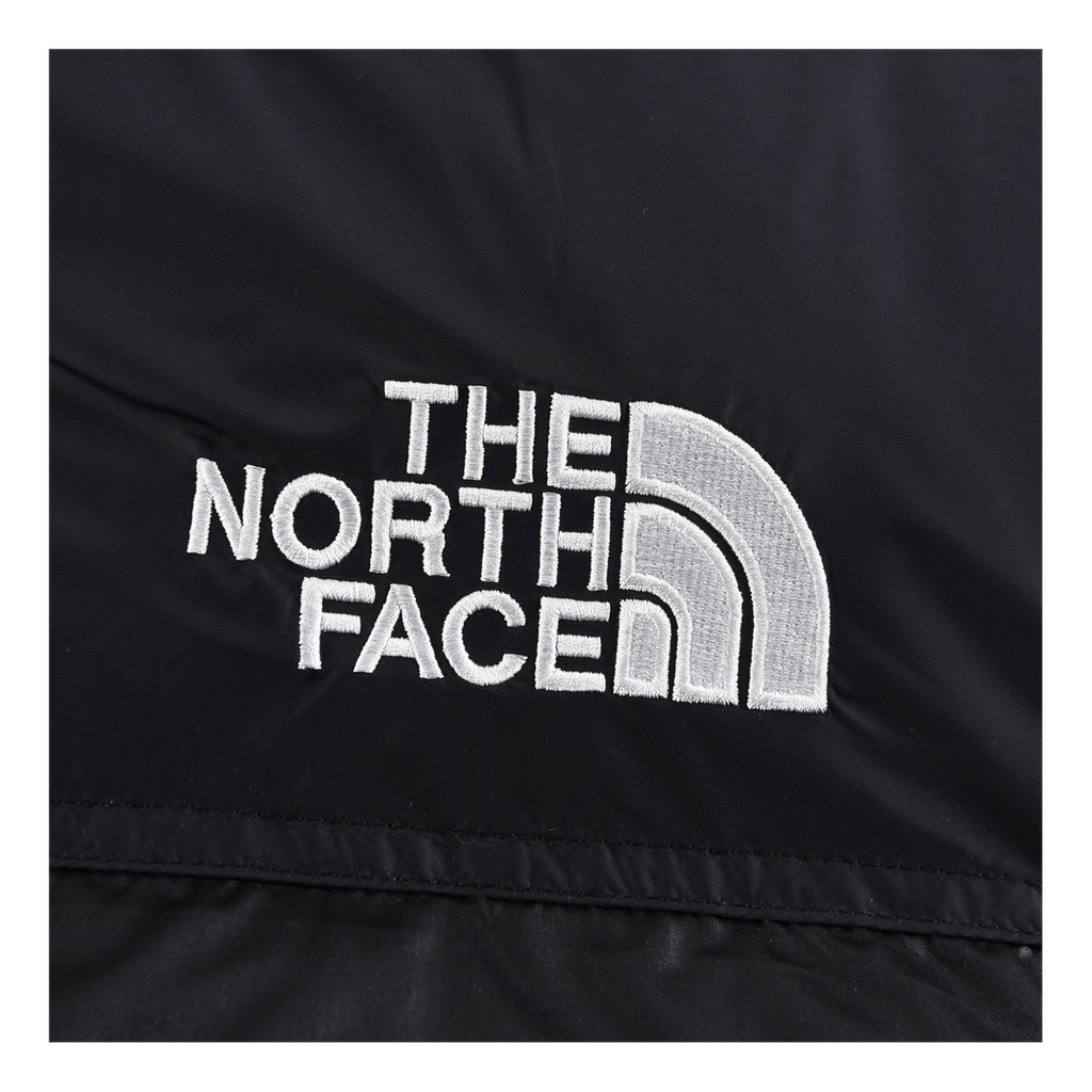 The North Face Contrast-Panel Stand-Collar Puffer Jacket – Two-Tone Winter Essential