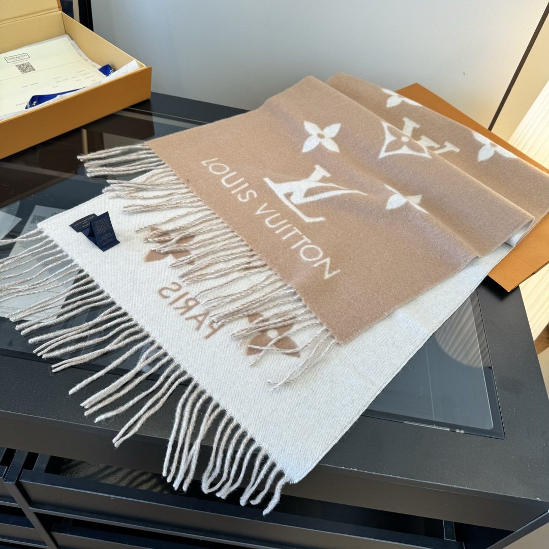 Louis Vuitton Two-Tone Fringed Scarf